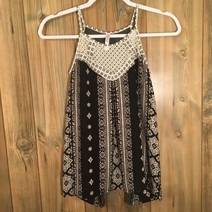 Xhilaration Tank Top
